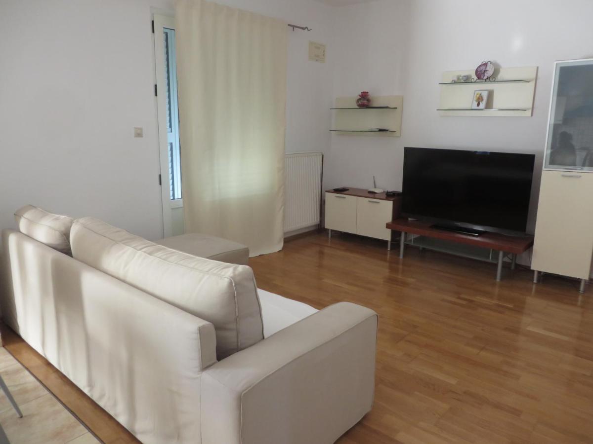 Apartments Tonka Pakostane Bagian luar foto