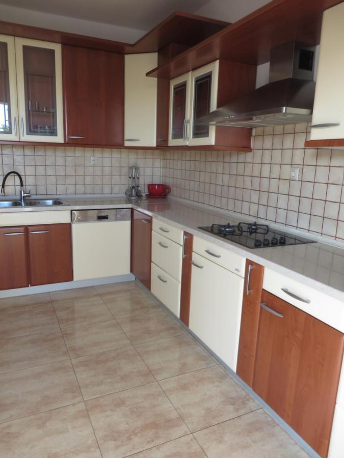 Apartments Tonka Pakostane Bagian luar foto
